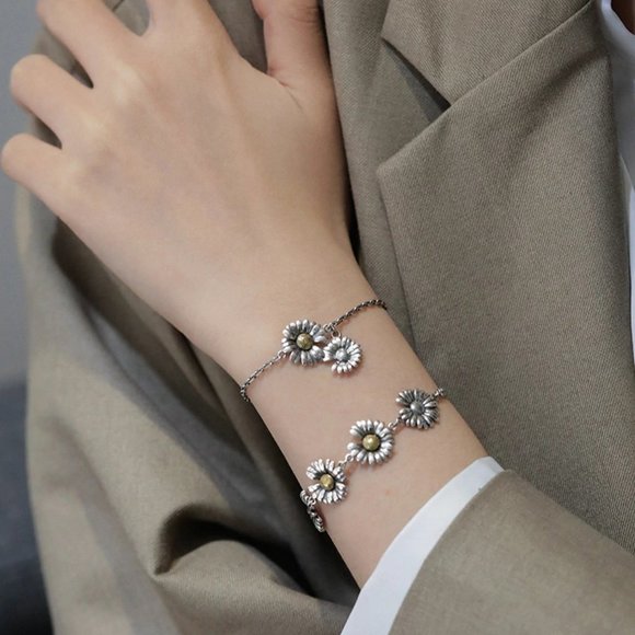 *925 Sterling Silver Vintage Sunflower Bracelet - Picture 2 of 10
